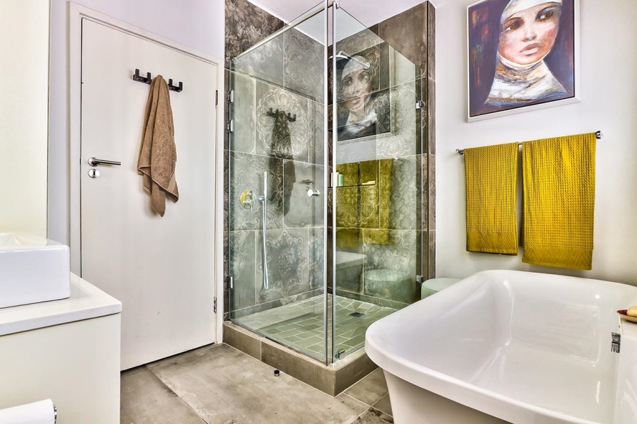To Let 1 Bedroom Property for Rent in Bantry Bay Western Cape